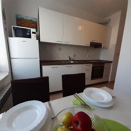Apartamento Apartman Lila Umag Exterior foto