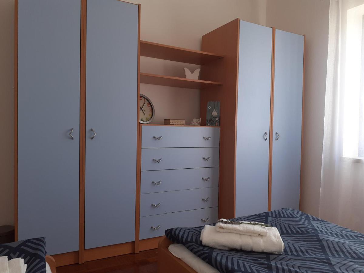 Apartamento Apartman Lila Umag Exterior foto