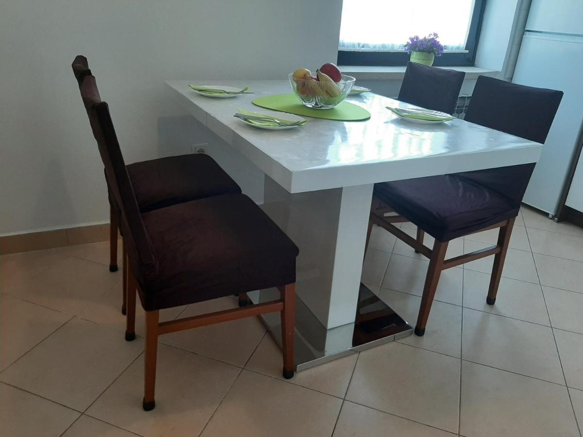 Apartamento Apartman Lila Umag Exterior foto